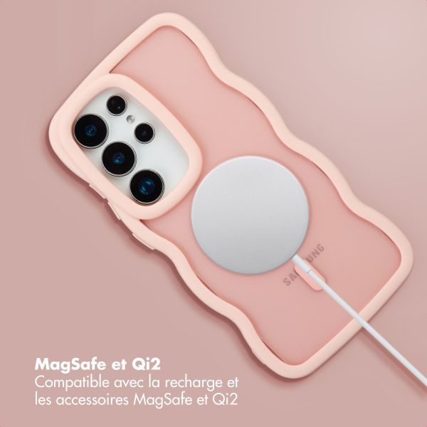 Selencia Coque arrière Wavy avec MagSafe Samsung Galaxy S25 Ultra - Soft Pink