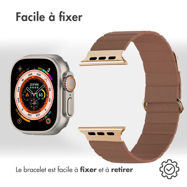 imoshion Bracelet en cuir magnétique Apple Watch Series 1-10 / SE / Ultra (2) - 42/44/45/46/49 mm - Brun