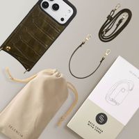 Selencia Coque de télephone Nova Croco avec cordon et porte-cartes Apple iPhone 17 Pro - Dark Olive