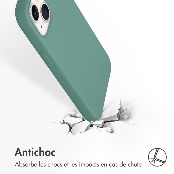 Accezz Coque Liquid Silicone Apple iPhone 13 - Vert foncé