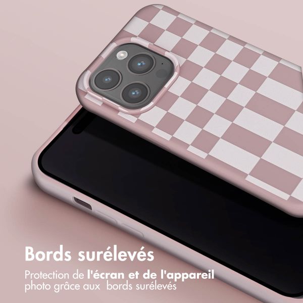 Selencia Coque design en silicone avec cordon amovible Apple iPhone 15 Pro - Irregular Check Sand Pink