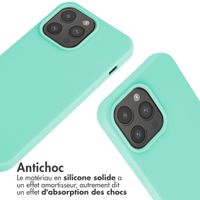 imoshion ﻿Coque en silicone avec cordon iPhone 15 Pro Max - Menthe verte