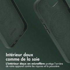 Accezz Coque arrière en cuir avec MagSafe Apple iPhone 14 - Cedar Green