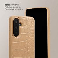 Selencia Coque de télephone Nova Croco avec cordon et porte-cartes Samsung Galaxy A36 - Toasted Almond