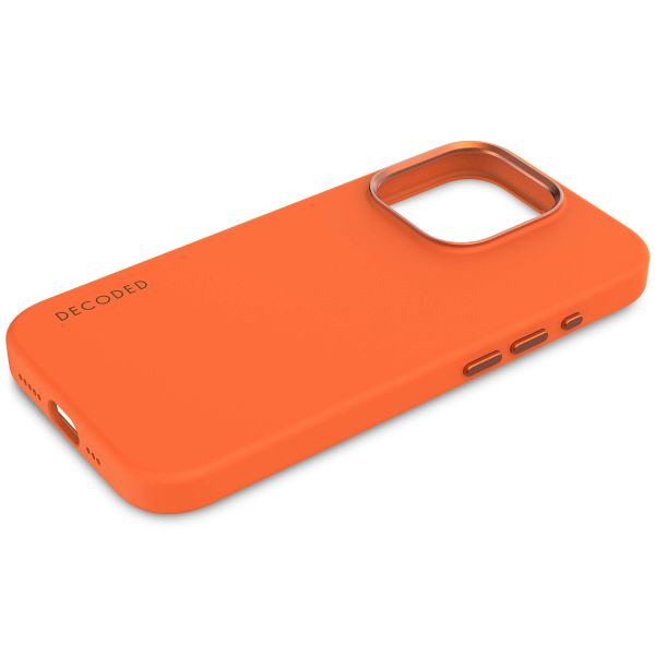 Decoded Coque en silicone MagSafe iPhone 15 Pro - Orange