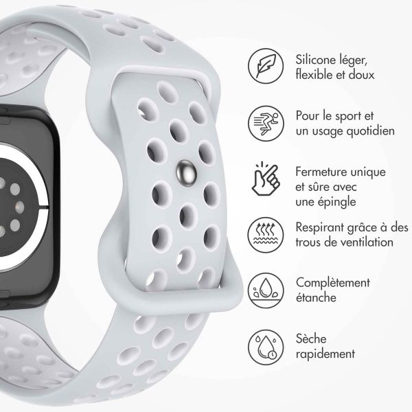 imoshion Bracelet sport⁺ Apple Watch Series 1 á 9 / SE (38/40/41 mm) | Series 10 / 11 (42 mm) - Taille S/M - Pure Platinum & White