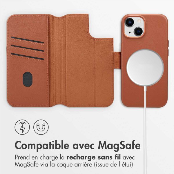 Accezz Étui de télephone portefeuille en cuir 2-en-1 avec MagSafe Apple iPhone 15 - Sienna Brown