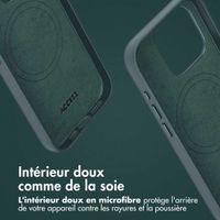 Accezz Étui de télephone portefeuille en cuir 2-en-1 avec MagSafe Apple iPhone 15 Pro - Cedar Green