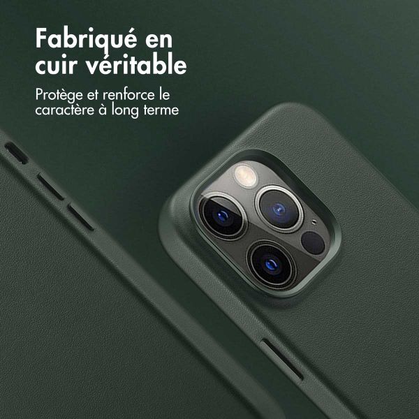 Accezz Coque arrière en cuir avec MagSafe Apple iPhone 14 Pro - Cedar Green