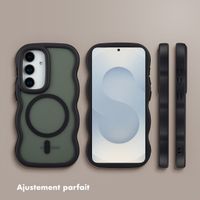 Selencia Coque arrière Wavy avec MagSafe Samsung Galaxy S24 / S25 - Noir
