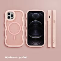 Selencia Coque arrière Wavy avec MagSafe Apple iPhone 12 (Pro) - Soft Pink
