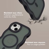Selencia Coque arrière Wavy avec MagSafe Apple iPhone 14 / 13 - Noir