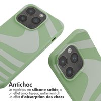 imoshion Coque design en silicone avec cordon Apple iPhone 14 Pro - Retro Green