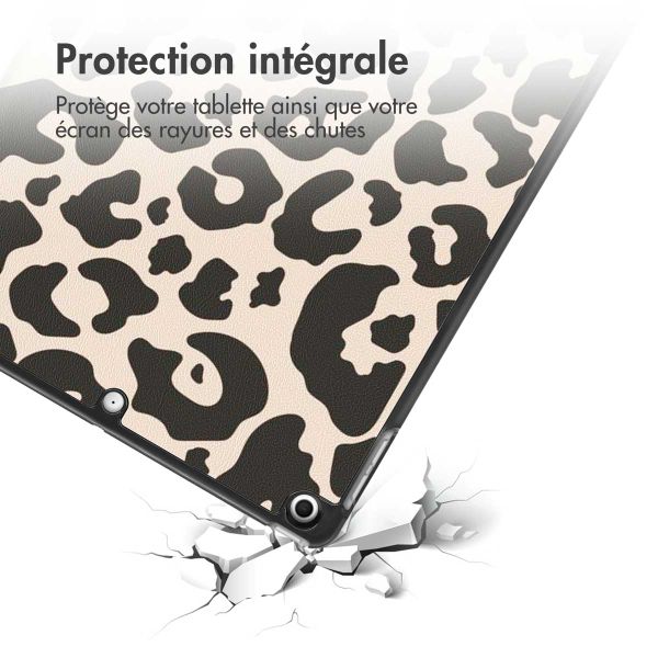 imoshion Coque tablette Design Trifold iPad 9 (2021) 10.2 pouces / iPad 8 (2020) 10.2 pouces / iPad 7 (2019) 10.2 pouces - Leopard