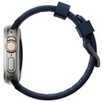 Nomad Bracelet robuste FKM Apple Watch Series 1 á 10 / SE / Ultra (2) (44/45/46/49 mm) - Noir/Bleu