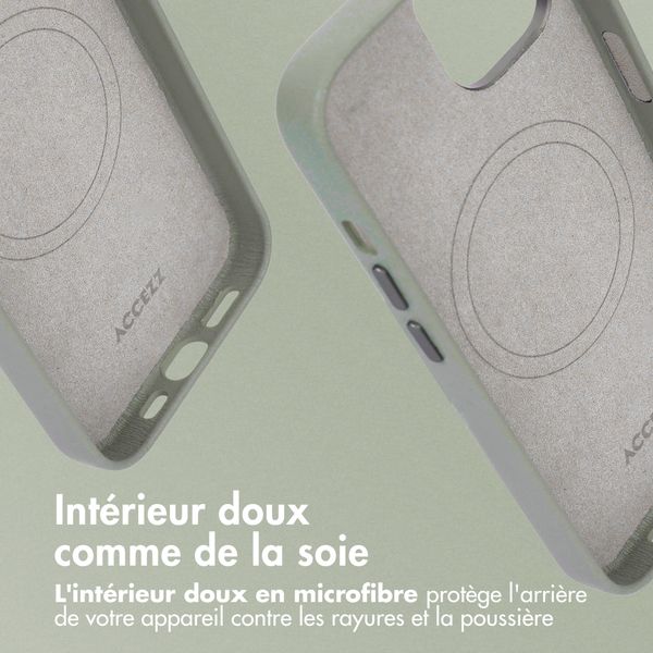 Accezz Coque arrière en cuir avec MagSafe Apple iPhone 15 - Light Grey