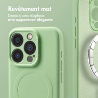 imoshion Coque Couleur avec MagSafe iPhone 15 Pro - Vert