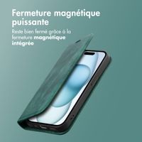 imoshion Étui de téléphone portefeuille Slim Apple iPhone 15 - Vert