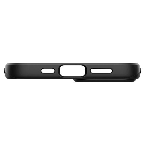 Spigen Coque Thin Fit iPhone 13 - Noir