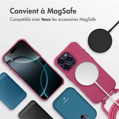 imoshion Coque arrière Color avec cordon amovible et MagSafe Apple iPhone 16 Pro - Raspberry