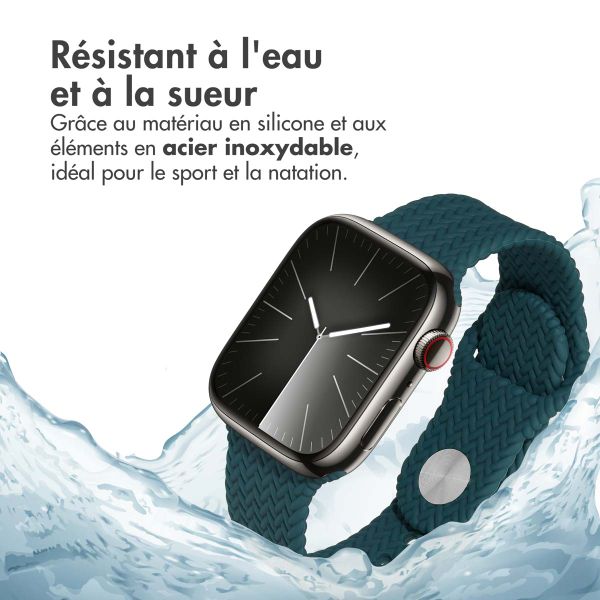 imoshion Bracelet tressé en silicone Apple Watch Series 1 t/m 9 / SE (38/40/41 mm) | Series 10 / 11 (42 mm) - Vert foncé