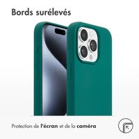 Accezz Coque Liquid Silicone avec MagSafe iPhone 15 Pro - Forest Green