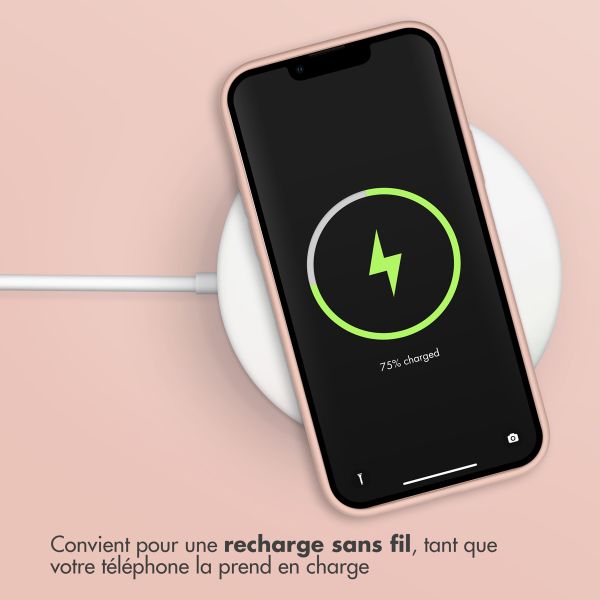 Accezz Coque Liquid Silicone Apple iPhone 12 (Pro) - Rose