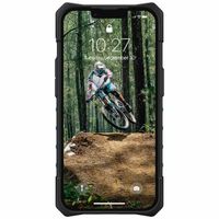 UAG Coque Plasma iPhone 13 - Mallard