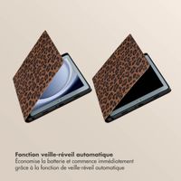Selencia Coque tablette Sabi avec imprimé léopard Samsung Galaxy Tab A9 Plus - Mocha Brown