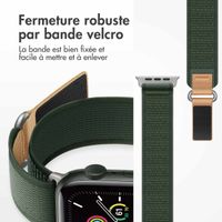 imoshion Bracelet Trail en nylon Apple Watch Series 1 t/m 9 / SE (38/40/41 mm) | Series 10 / 11 (42 mm) - Legergroen
