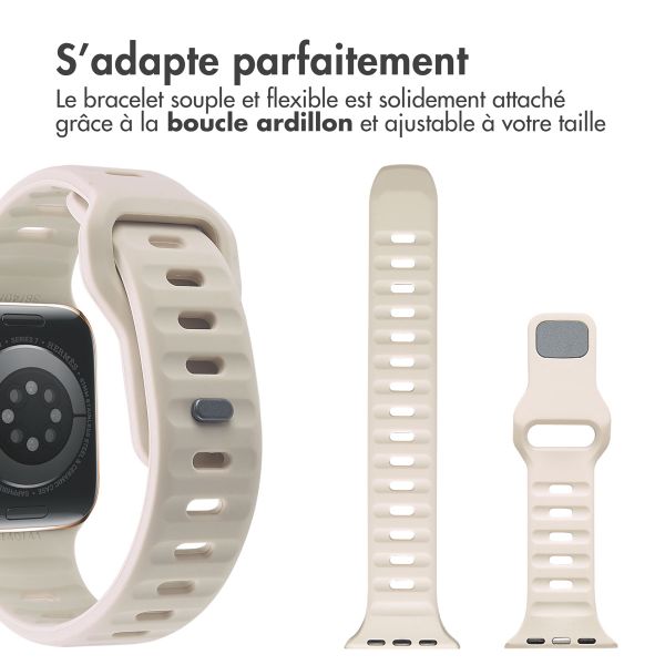 imoshion Bracelet en silicone Active Sport Apple Watch Series 1-10 / SE / Ultra (2) (44/45/46/49 mm) - Lumière Stellaire