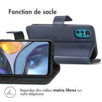 imoshion Étui de téléphone portefeuille Luxe Motorola Moto G22 - Bleu foncé