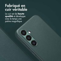 Accezz Étui de télephone portefeuille en cuir 2-en-1 avec MagSafe Samsung Galaxy S24 Plus - Cedar Green