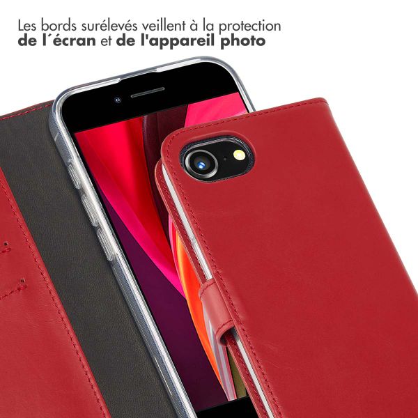 Selencia Étui portefeuille en cuir véritable iPhone 16e - Rouge