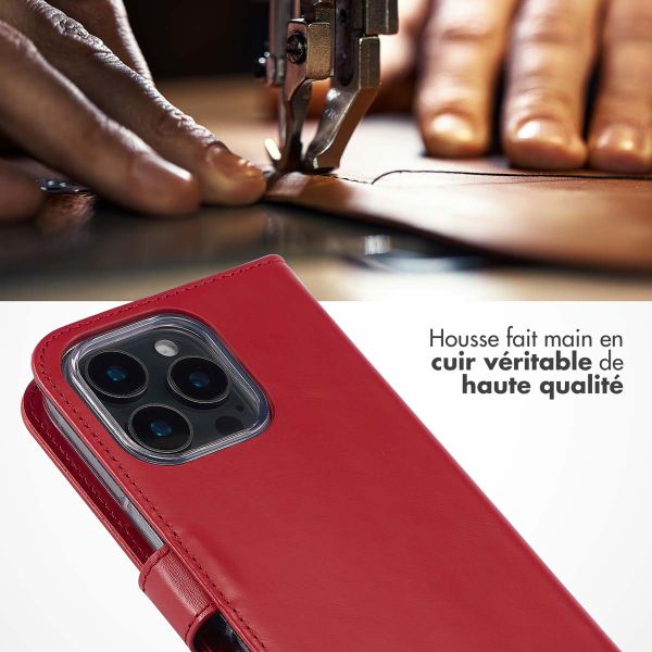 Selencia Étui de téléphone portefeuille en cuir véritable iPhone 16 Pro Max - Rouge