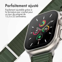 imoshion Bracelet en nylon Alpine Apple Watch Series 1 t/m 11 / SE / Ultra (44/45/46/49 mm) - Vert