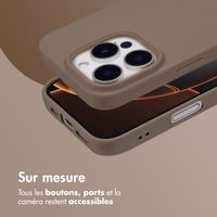 imoshion Coque Couleur Apple iPhone 16 Pro - Marron