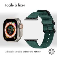 imoshion Bracelet en nylon Apple Watch Series 1-10 / SE / Ultra (2) - 42/44/45/46/49 mm - Vert foncé