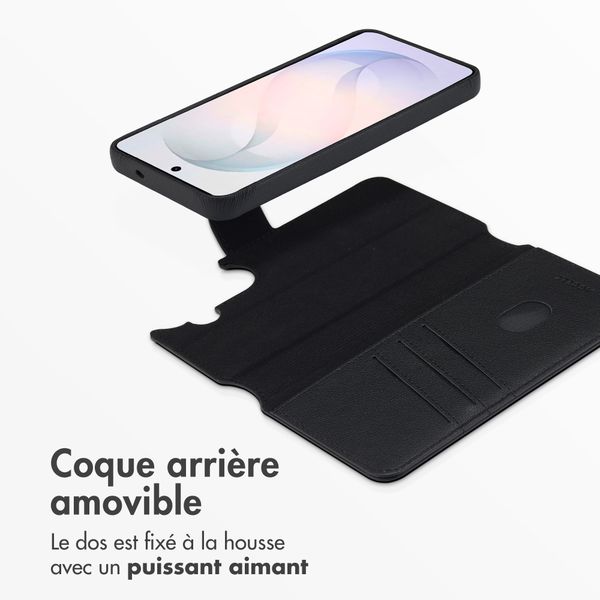 Accezz Étui de télephone portefeuille en cuir 2-en-1 avec MagSafe Samsung Galaxy S26 Plus - Onyx Black