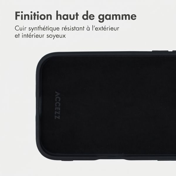 Accezz Coque arrière Edge avec MagSafe Apple iPhone 15 - Noir