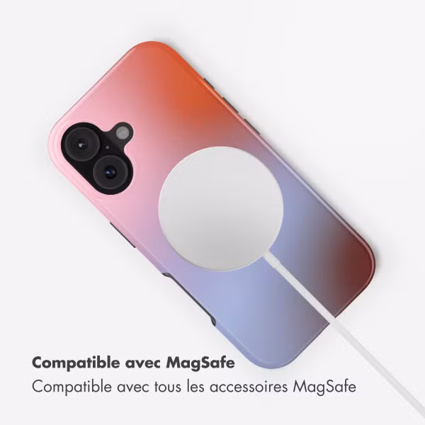 Selencia Coque arrière Vivid avec MagSafe Apple iPhone 17 - Gradient Soft Blush