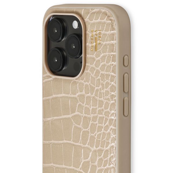 iDeal of Sweden Coque Vegan Leather iPhone 15 Pro - Warm Beige Croco