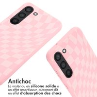 imoshion Coque design en silicone avec cordon Samsung Galaxy S23 - Retro Pink