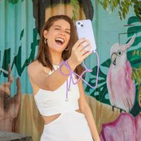 imoshion ﻿Coque en silicone avec cordon Apple iPhone 14 - Violet