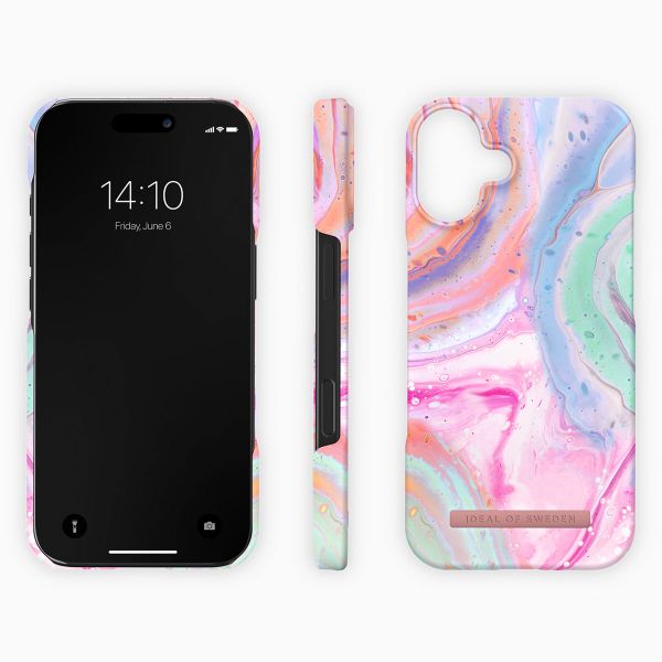 iDeal of Sweden Coque Fashion iPhone 16 Plus - Pastel Marble