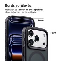 Accezz Coque Givrée Robuste avec MagSafe Apple iPhone 17 Pro - Noir