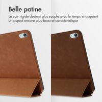 Accezz Coque tablette trifold en cuir Apple iPad 11 (2025) 11 pouces A16 / iPad 10 (2022) 10.9 pouces - Cognac