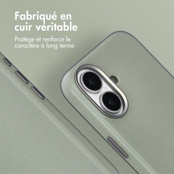 Accezz Coque arrière en cuir avec MagSafe Apple iPhone 16 - Light Grey