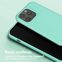 Selencia Coque silicone avec cordon amovible Apple iPhone 15 Pro - Turquoise