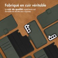 Accezz Étui de téléphone portefeuille en cuir de qualité supérieure 2 en 1 Samsung Galaxy S22 - Vert